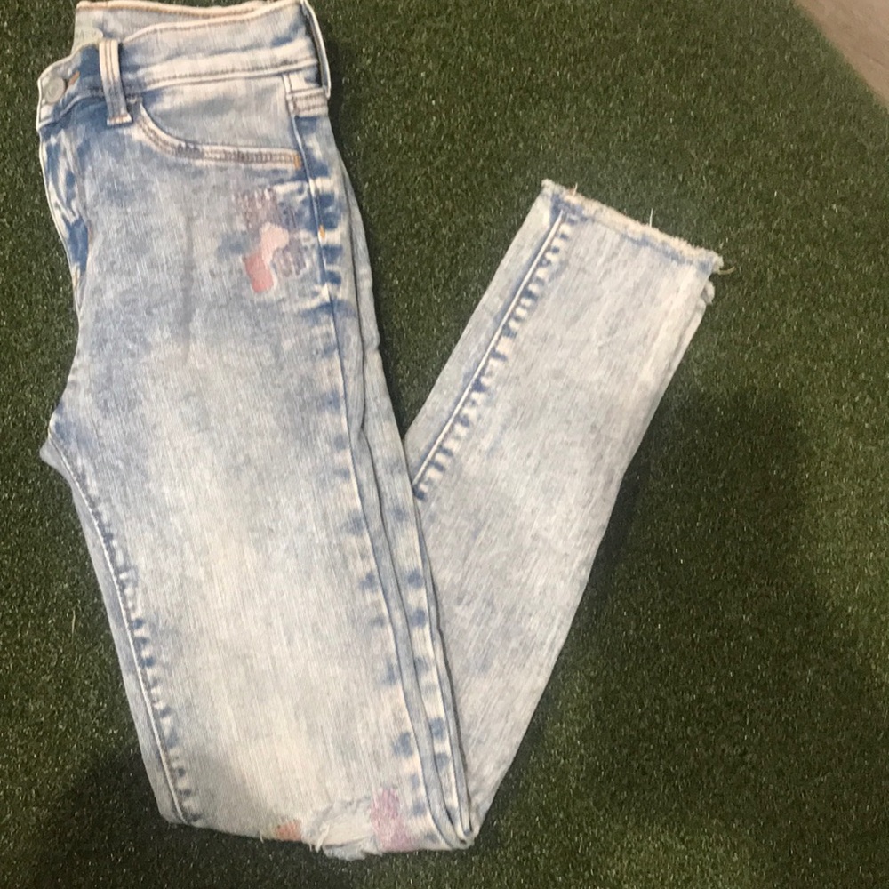 Old Navy skinny ballerina jeggings. Girl’s size is 14. Excellent condition!